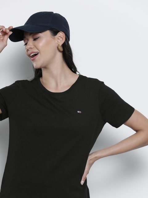 

Tommy Hilfiger Women Black Solid Slim Fit Pure Cotton T-shirt