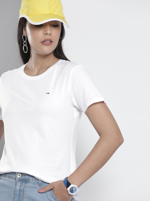 

Tommy Hilfiger Women White Solid Pure Cotton Slim Fit Pure Cotton T-shirt