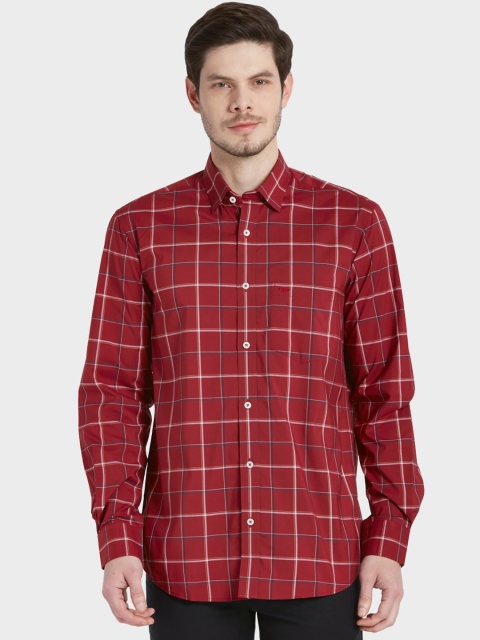 

ColorPlus Men Red & White Windowpane Checked Tailored Fit Casual Shirt