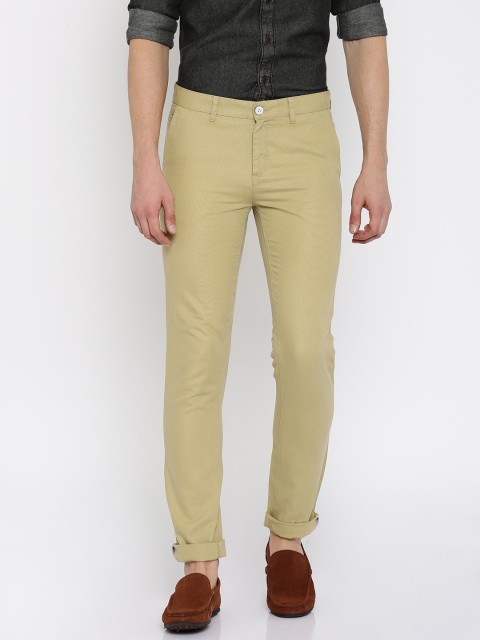 

Solly Sport by Allen Solly Men Beige Solid Regular Fit Flat-Front Trousers
