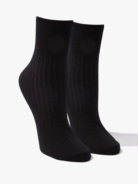 

FOREVER 21 Women Black Solid Crew-Length Socks