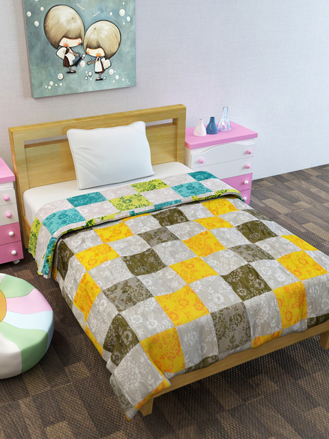 

Divine Casa Yellow & Off White Floral AC Room 110 GSM Single Bed Comforter