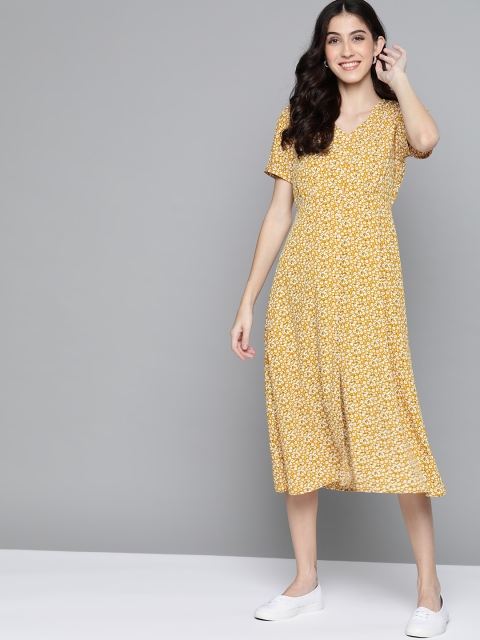 

Mast & Harbour Mustard Yellow & White Floral Fit & Flare Midi Dress