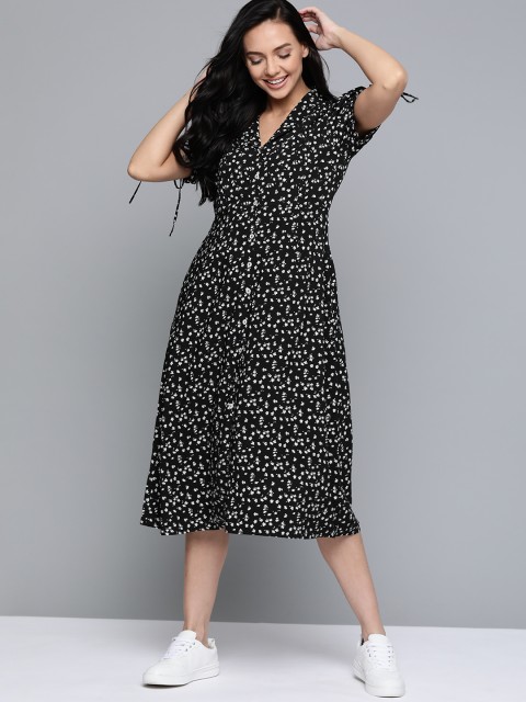 

Mast & Harbour Black & White Floral Print A-Line Midi Dress