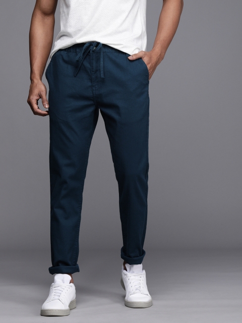 

WROGN Men Navy Blue Solid Mid Rise Joggers