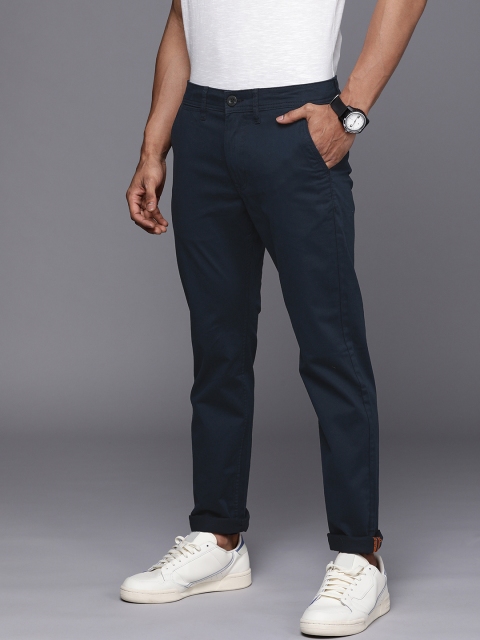 

WROGN Men Navy Blue Solid Slim Fit Mid-Rise Chino Trousers