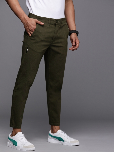 

WROGN Men Olive Green Self-Design Slim Fit Cropped Trousers