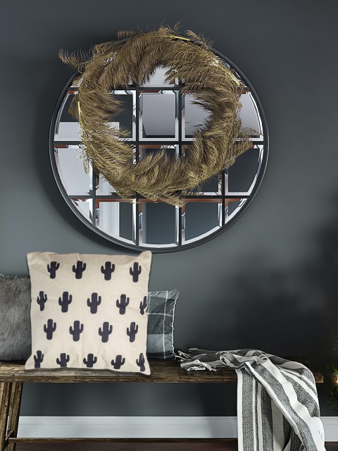 

YOYOSO Cream & Black Printed Cushion