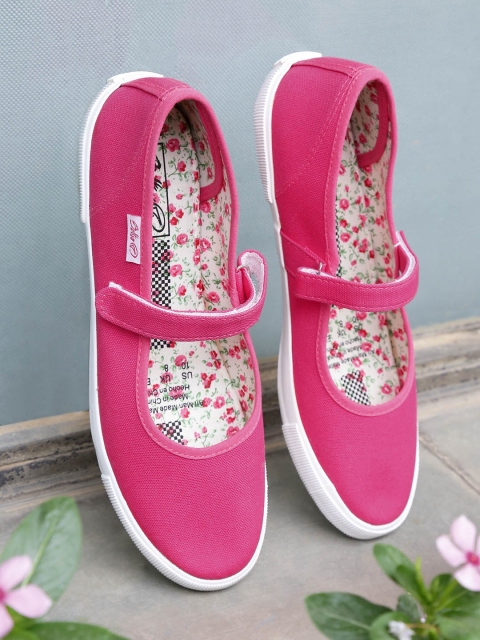 

Boltio Women Pink Mary Janes