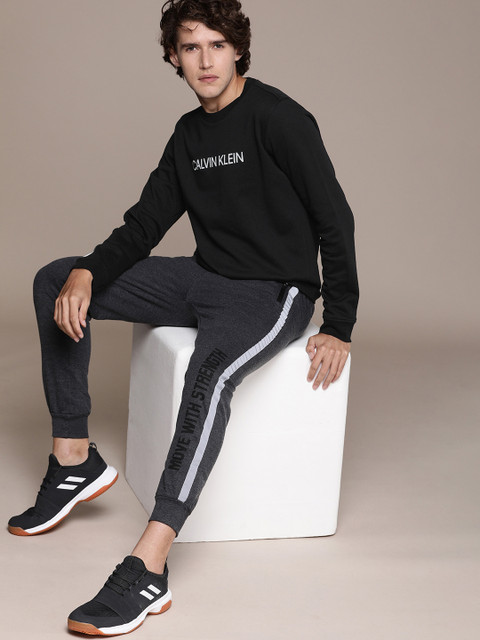 

Calvin Klein Jeans Men Black Printed Sweatshirt