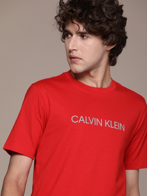 

Calvin Klein Jeans Men Red Brand Logo Printed T-shirt