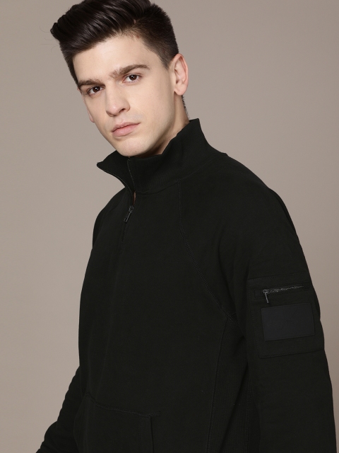 

Calvin Klein Jeans Men Black Solid Sweatshirt