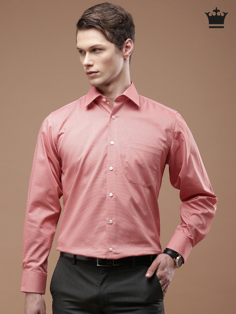

Louis Philippe Men Pink Regular Fit Checked Formal Shirt