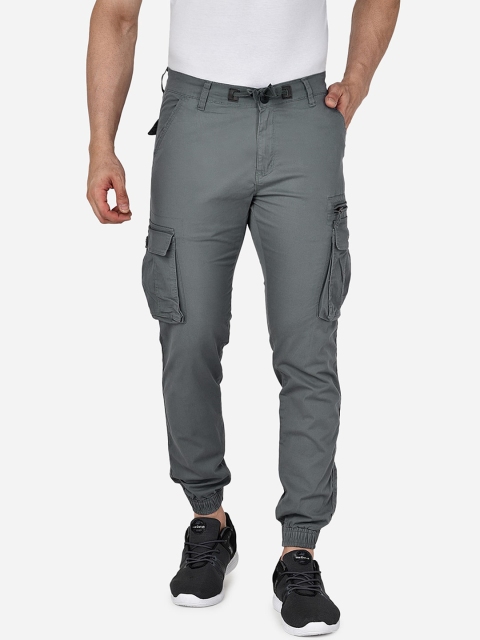 

beevee Men Grey Solid Joggers Trousers with a Drawstring