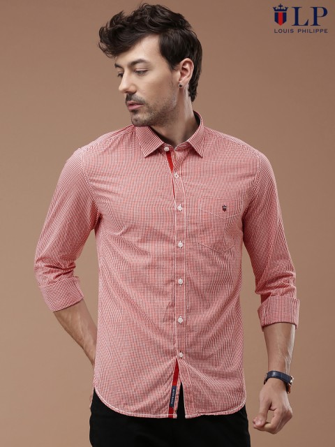 

Louis Philippe Sport Men Red & White Slim Fit Checked Casual Shirt