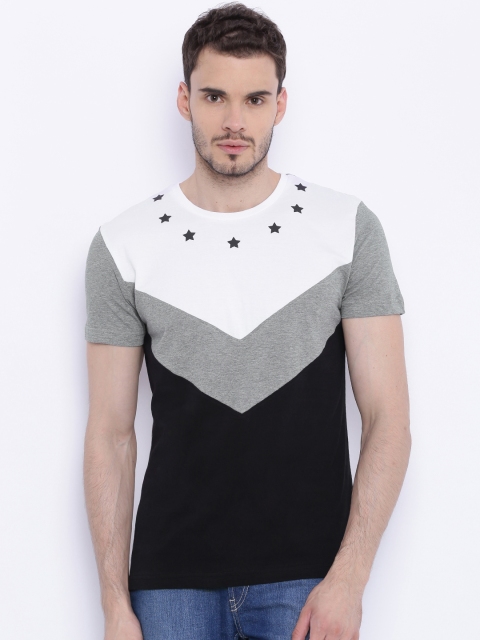 

Flying Machine Men White Colourblocked T-Shirt
