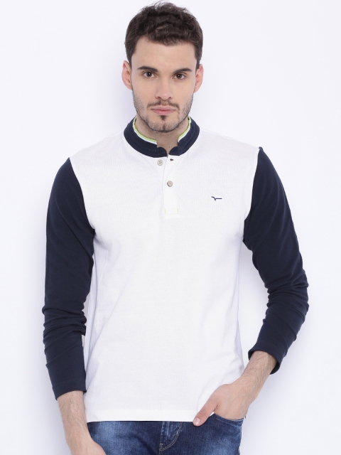 

Flying Machine Men White Colourblocked T-Shirt