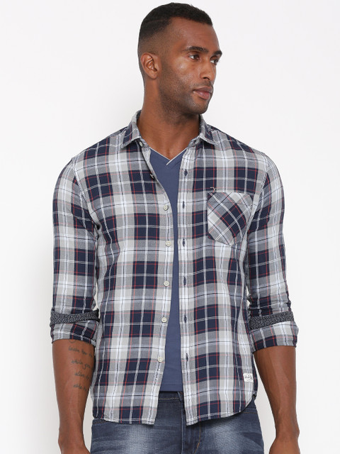 

Flying Machine Men Navy Blue Regular Fit Checked Casual Shirt