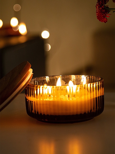 

ellementry Transparent & Brown Textured Mahogany Natural Soy Wax Glass Bowl With Wooden Lid