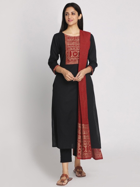 

Nakshi Black & Red Printed Unstitched Dress Material