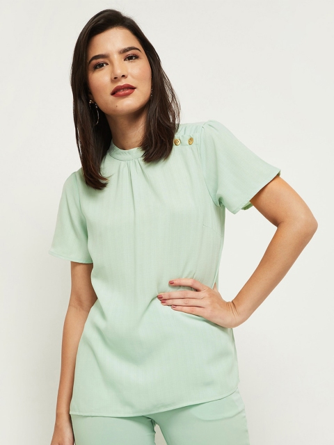 

max Women Green Solid Regular Top