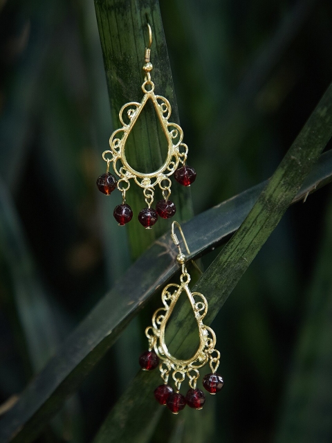 

ZeroKaata Gold-Toned Contemporary Drop Earrings
