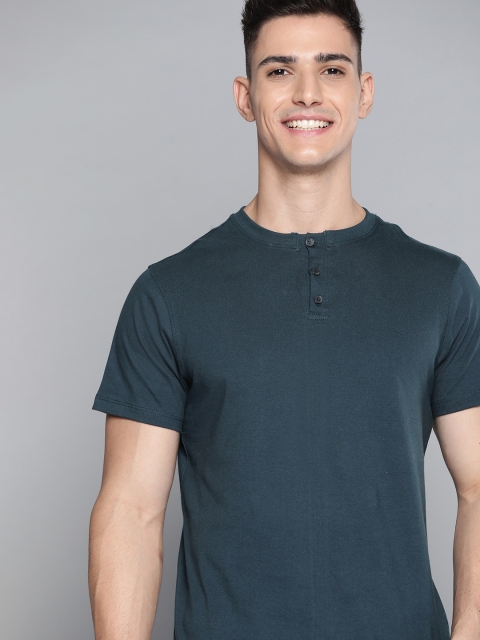 

Mast & Harbour Men Navy Blue Pure Cotton Solid Henley Neck T-shirt