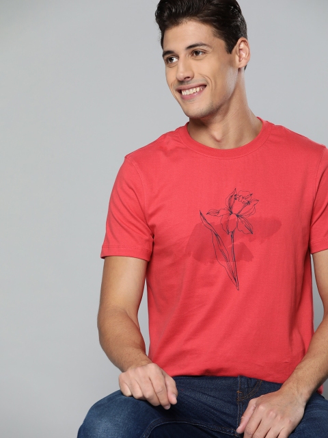 

Mast Harbour Men Red Navy Blue Pure Cotton Floral Printed Pure Cotton T-shirt