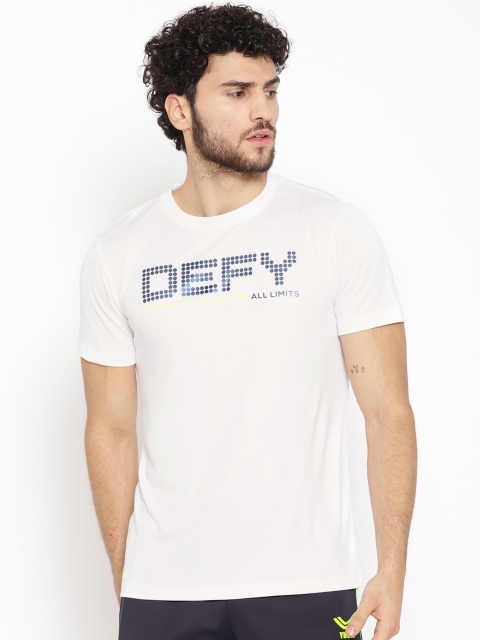 

Yuuki Men Cream-Coloured Typography Printed T-shirt