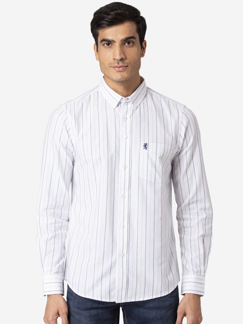 

Red Tape Men White Striped Casual Shirt