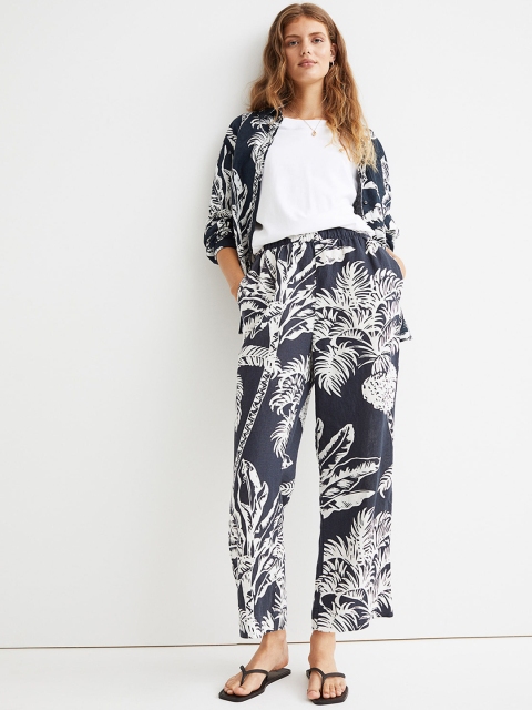 

H&M Women Black & White Cropped Linen Trousers