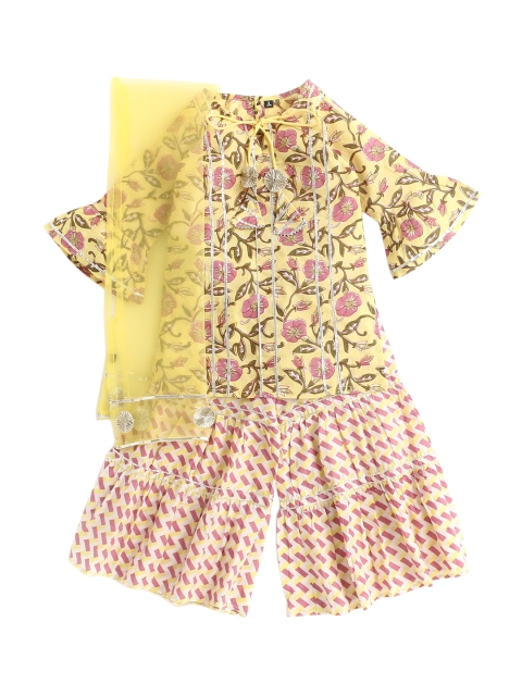 

The Magic Wand Girls Yellow Floral Printed Pure Cotton Kurti with Palazzos & Dupattas