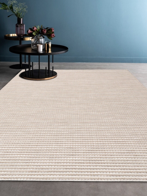 

DDecor Beige & Cream-Coloured Striped Floor Rug