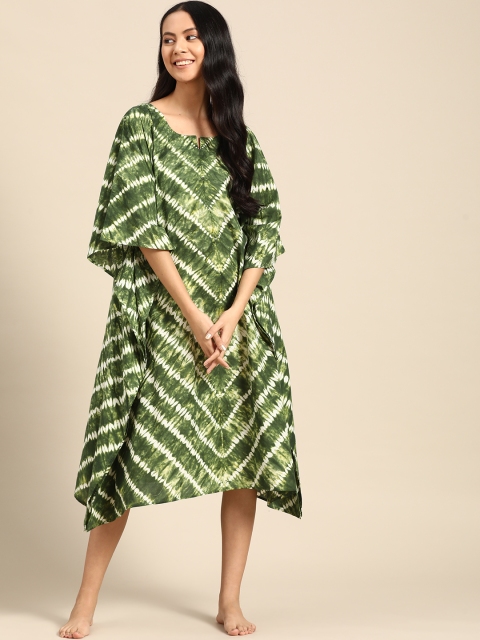 

Prakrti Women Green & Off-White Hand Tie & Dye Pure Cotton Kaftan Nightdress