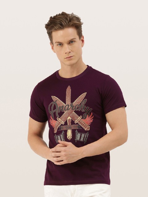 

QUANCIOUS Men Maroon Graphic Printed Sustainable T-shirt