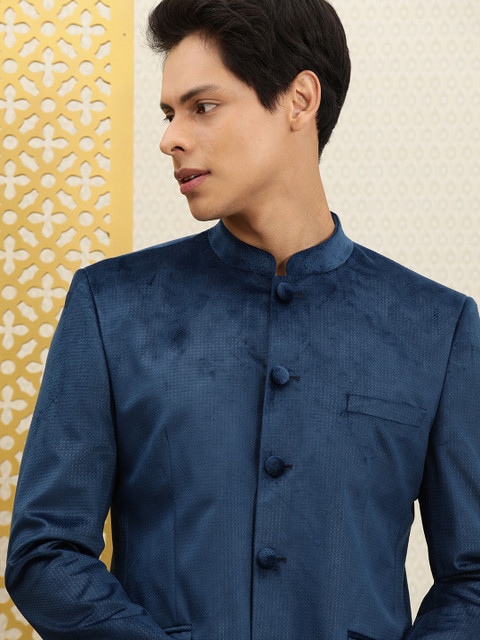 

House of Pataudi Men Blue Self-Design Velvet Bandhgala Blazer