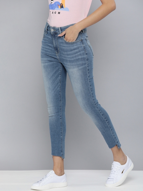 

Levis Women Blue 712 Super Skinny Fit High-Rise Light Fade Stretchable Cropped Jeans