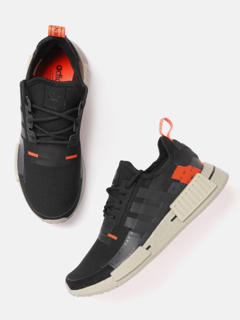 

ADIDAS Originals Men Black Solid NMD_R1 Sneakers