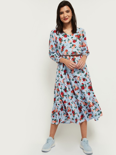 

max Women Blue & Red Floral Tiered Midi Dress