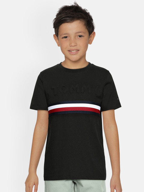 

Tommy Hilfiger Boys Black Red Typography Organic Cotton T-shirt