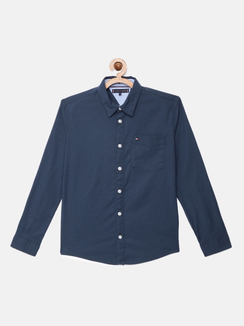 

Tommy Hilfiger Boys Navy Blue Solid Oxford Weave Regular Fit Casual Shirt