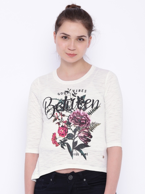 

Deal Jeans Women White Printed Top