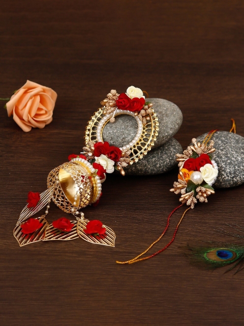 

eCraftIndia Gold-Toned & Red Bhaiya Bhabhi Rakhi Set, White