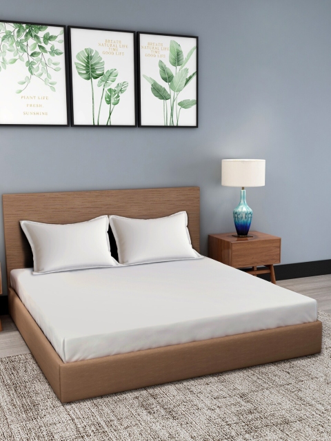 

Trident White Geometric 300 TC King Bedsheet with 2 Pillow Covers