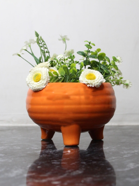 

Wonderland Orange Solid 3 Leg Bowl Ceramic Planters
