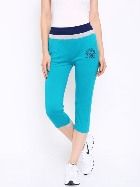 

NEVA Blue Capris