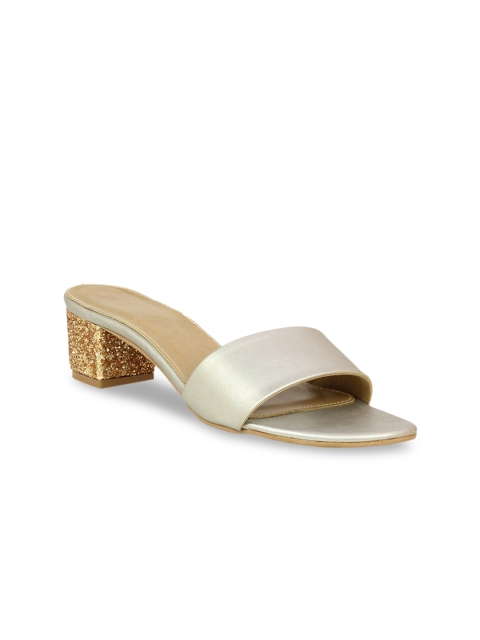 

Inc 5 Off White & Gold-Toned Block Sandals