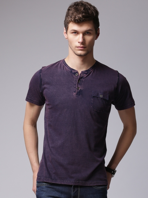 

YWC Men Purple Solid Henley T-Shirt