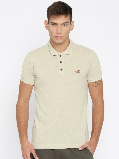 

YWC Men Beige Linen Solid Polo T-shirt