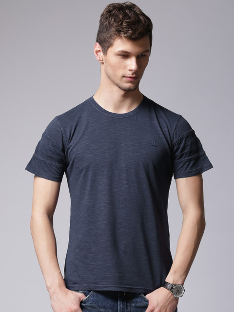 

YWC Men Navy Blue Printed Round Neck T-shirt